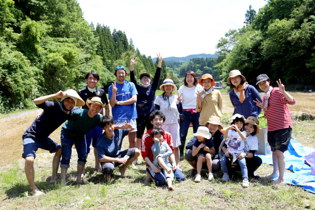 藝術農民・田植え